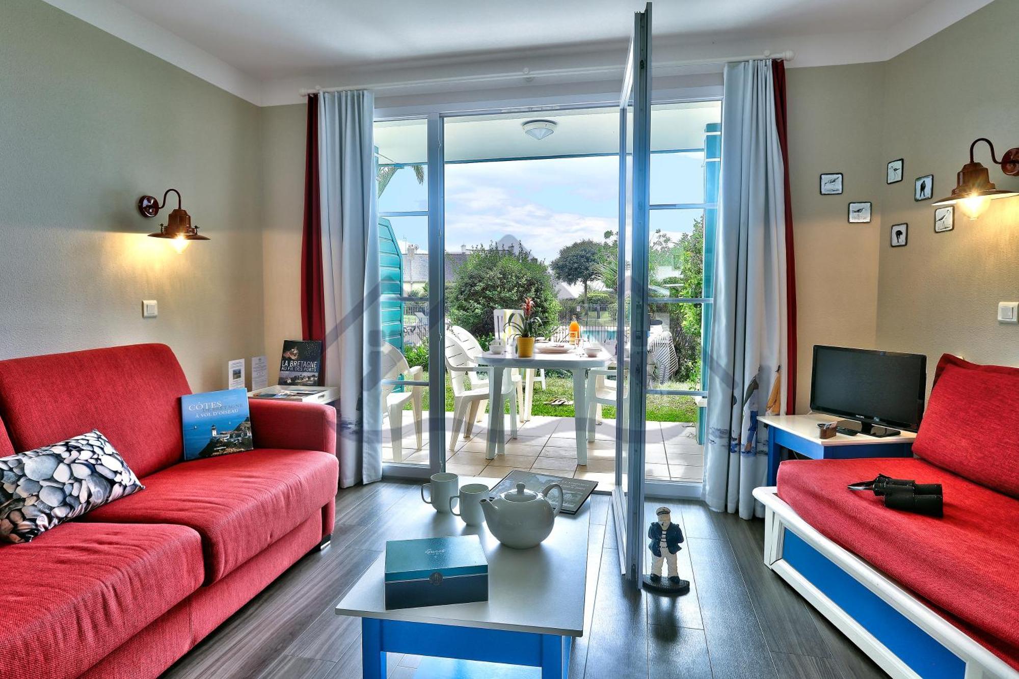 Localise - A06 - Entierement De Plain-pied Avec Petite Vue - Donnant Sur La Piscine Et Le Jardin - Wifi Inclus - Draps Inclus - Apartment *